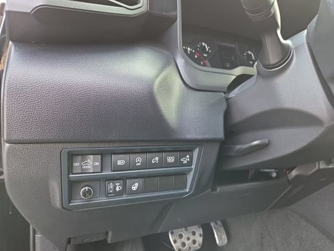 Used 2025 Toyota Tundra SR5 AWD/4WD image 27