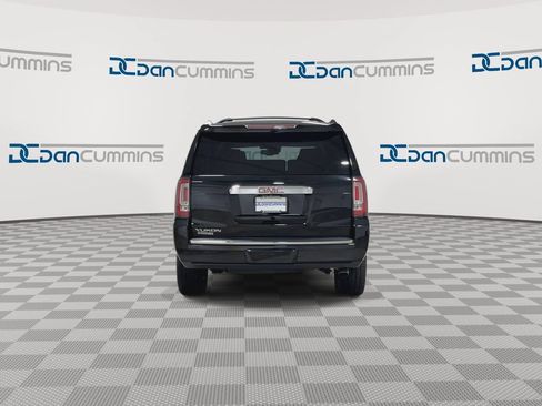 Used 2019 GMC Yukon Denali w/ Denali Ultimate Package AWD/4WD image 7