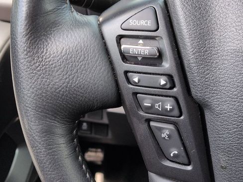 Certified 2025 Nissan Frontier SV w/ SV Convenience Package RWD image 18