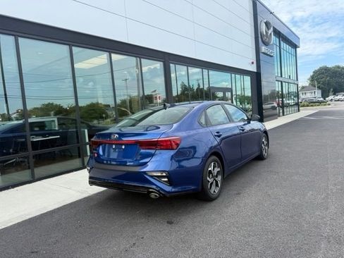 Used 2020 Kia Forte LXS FWD image 3
