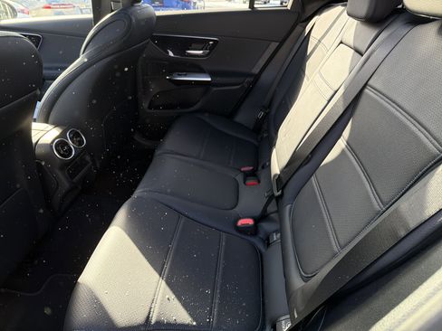 Certified 2025 Mercedes-Benz GLC 300 4MATIC image 23