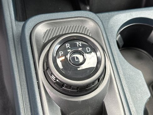 New 2025 Ford Maverick XL image 21