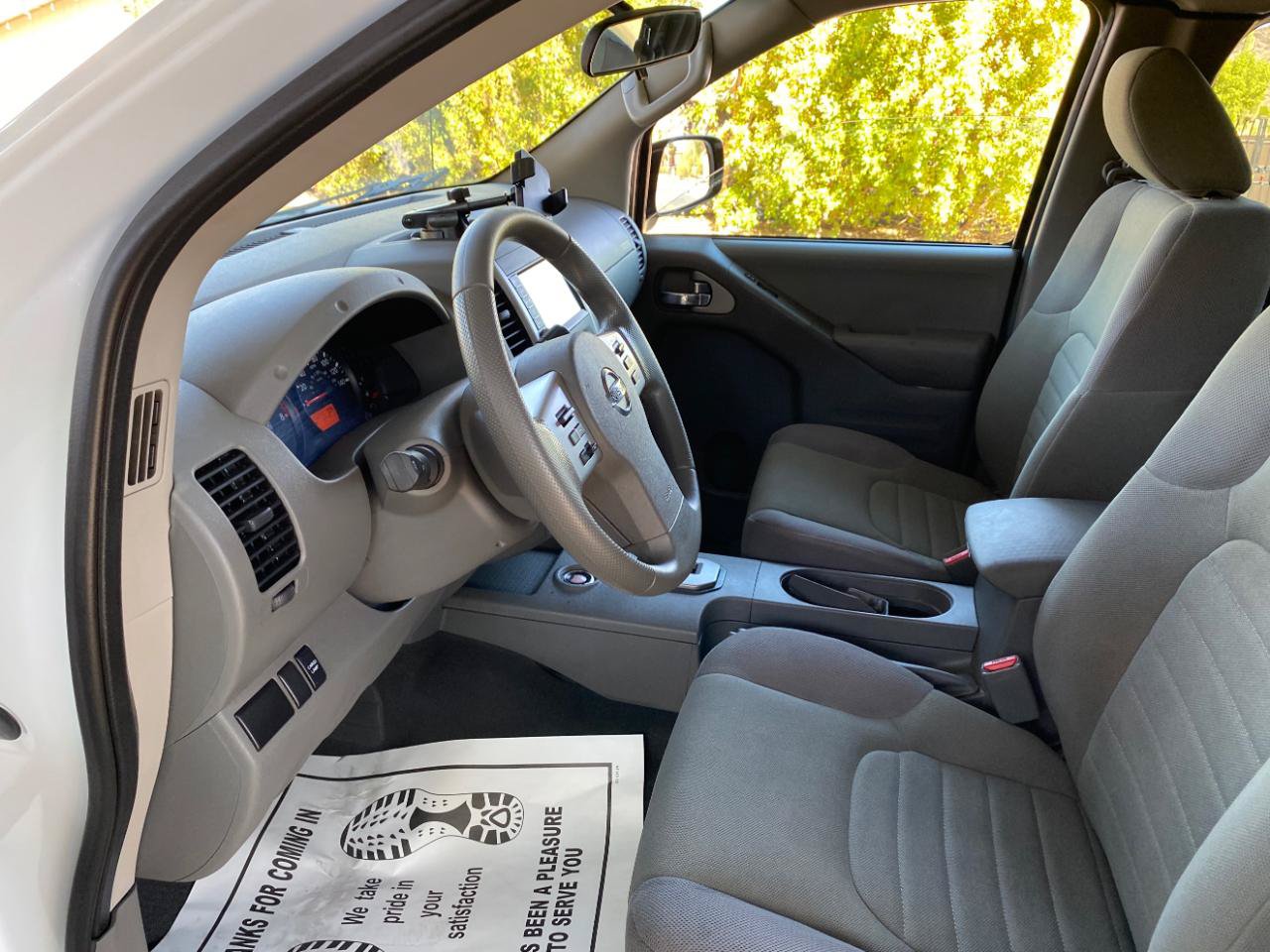 Used 2020 Nissan Frontier S RWD image 16