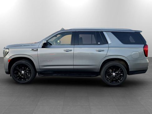 Used 2024 GMC Yukon SLE AWD/4WD image 9