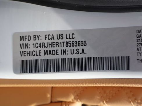 New 2026 Jeep Grand Cherokee Summit w/ Adv Protech Group IV AWD/4WD image 29