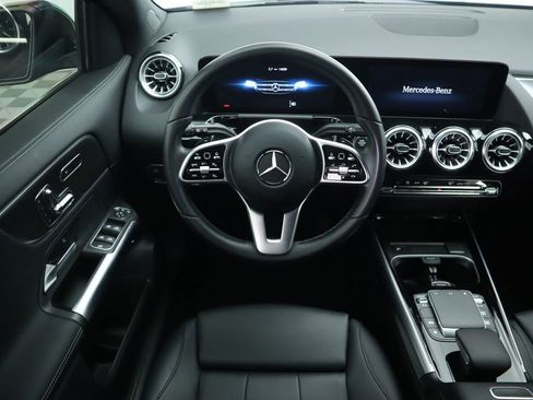 Used 2023 Mercedes-Benz GLA 250 image 10