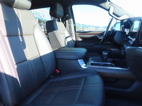 Certified 2025 Chevrolet Silverado 1500 High Country w/ Technology Package image 42