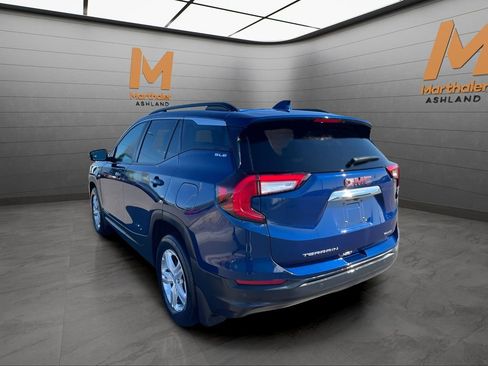 Used 2022 GMC Terrain SLE w/ Driver Convenience Package AWD/4WD image 3