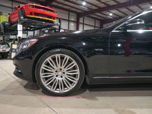 Used 2016 Mercedes-Benz Maybach S 600 image 3