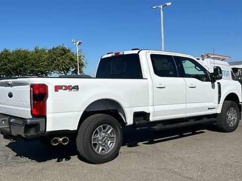 New 2026 Ford F250 Lariat w/ Lariat Premium Package AWD/4WD image 3