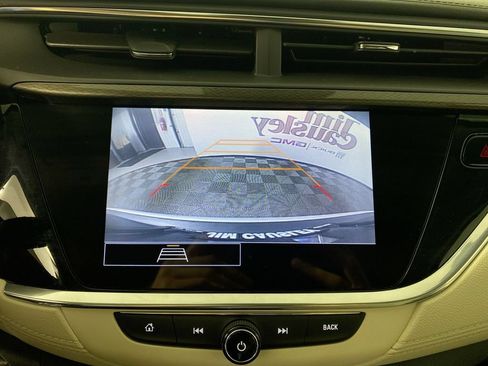 Used 2023 Buick Encore GX Preferred w/ Cold Weather Comfort Package FWD image 17
