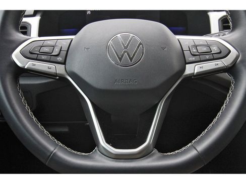 Used 2022 Volkswagen Atlas SE AWD/4WD image 18