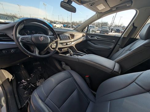 Used 2021 Buick Enclave Essence w/ Sound and Sites Package image 12