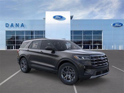New 2026 Ford Explorer Active image 7