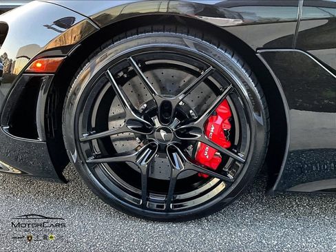 Used 2026 McLaren 750S Spider RWD image 10
