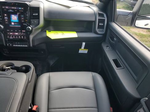 New 2026 RAM 5500 Tradesman AWD/4WD image 17