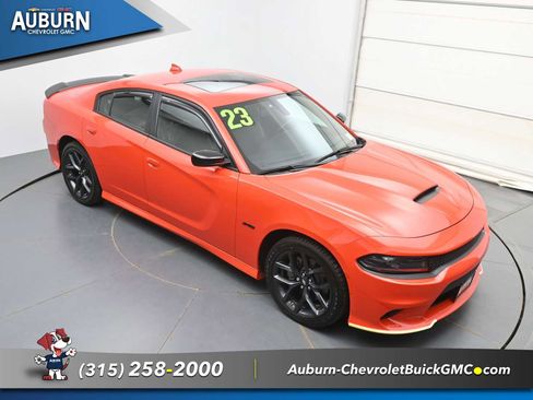Used 2023 Dodge Charger R/T w/ Plus Group RWD image 27