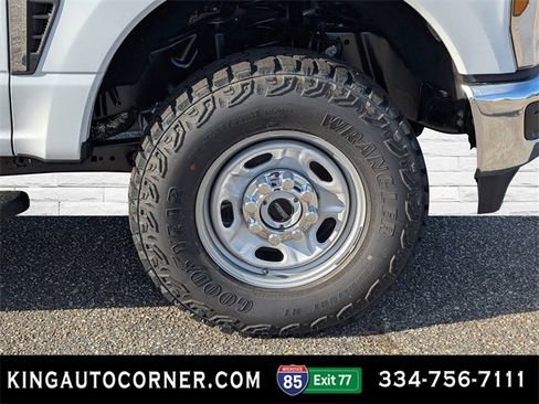 New 2026 Ford F250 XL w/ XL Off-Road Package image 10