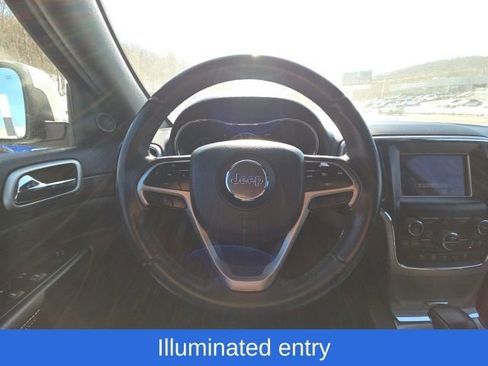 Used 2019 Jeep Grand Cherokee Laredo image 23