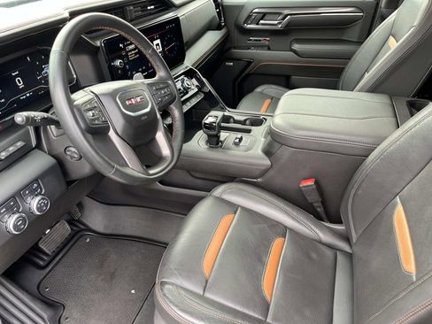 Used 2024 GMC Sierra 1500 AT4 w/ Technology Package image 27