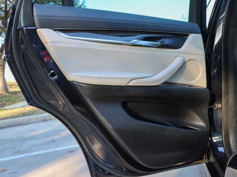 Used 2016 BMW X6 sDrive35i image 12