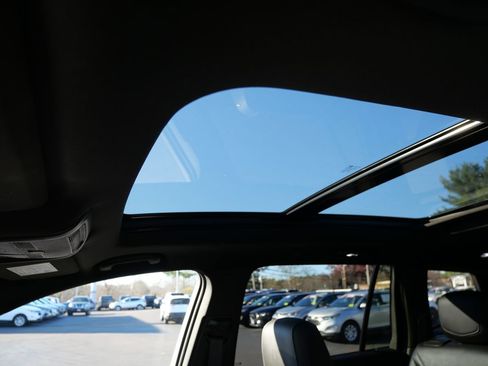 Used 2020 Cadillac XT6 Sport image 30