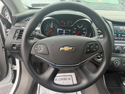 Used 2018 Chevrolet Impala LS image 14
