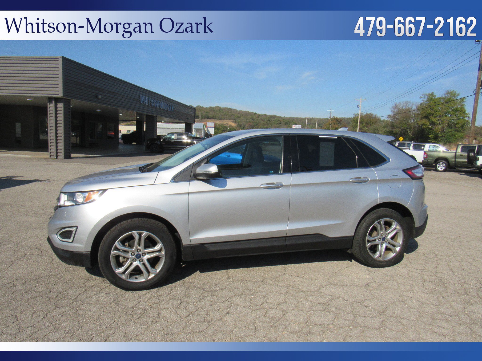 Used 2017 Ford Edge Titanium w/ Technology Package FWD image 4