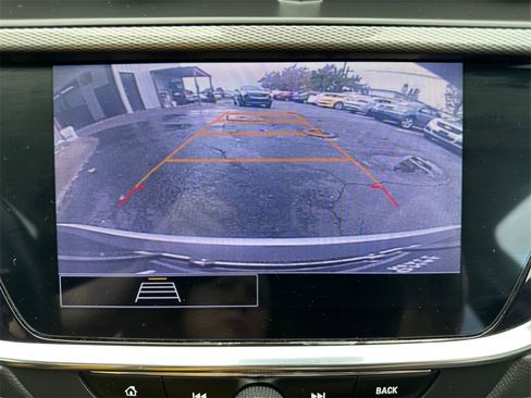 Used 2022 Buick Encore GX Select image 47