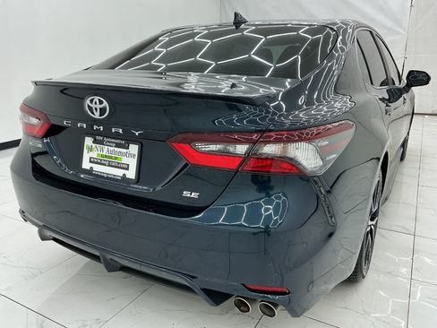 Used 2021 Toyota Camry SE FWD image 8