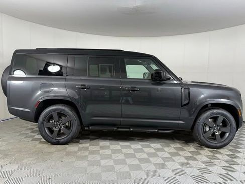 New 2025 Land Rover Defender 130 S image 7