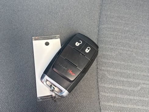 Used 2024 RAM 2500 Big Horn w/ Bed Utility Group image 32