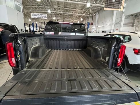Used 2020 GMC Sierra 1500 SLT w/ SLT Premium Plus Package AWD/4WD image 10
