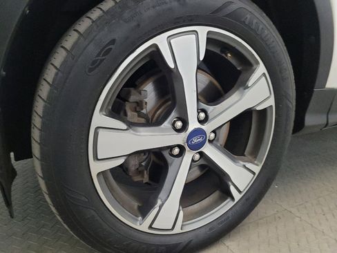 Used 2018 Ford Escape SEL AWD/4WD image 31