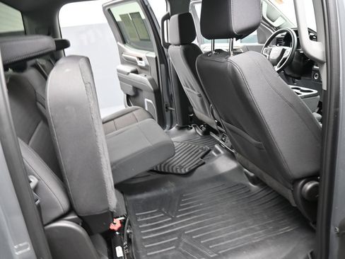 Used 2024 Chevrolet Silverado 1500 LT AWD/4WD image 21