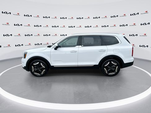 Used 2023 Kia Telluride S image 5