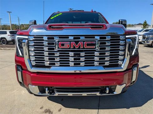 Used 2024 GMC Sierra 3500 Denali w/ Denali Reserve Package image 9