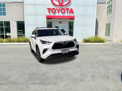 Certified 2023 Toyota Highlander XLE