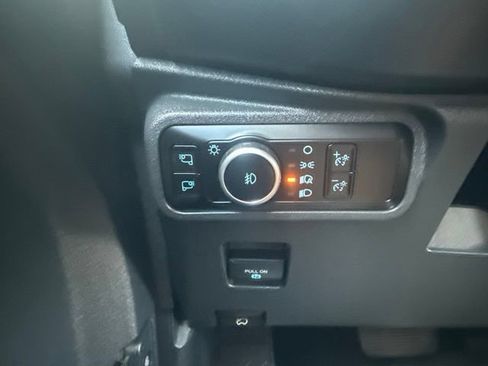 Used 2023 Ford Bronco Outer Banks AWD/4WD image 18