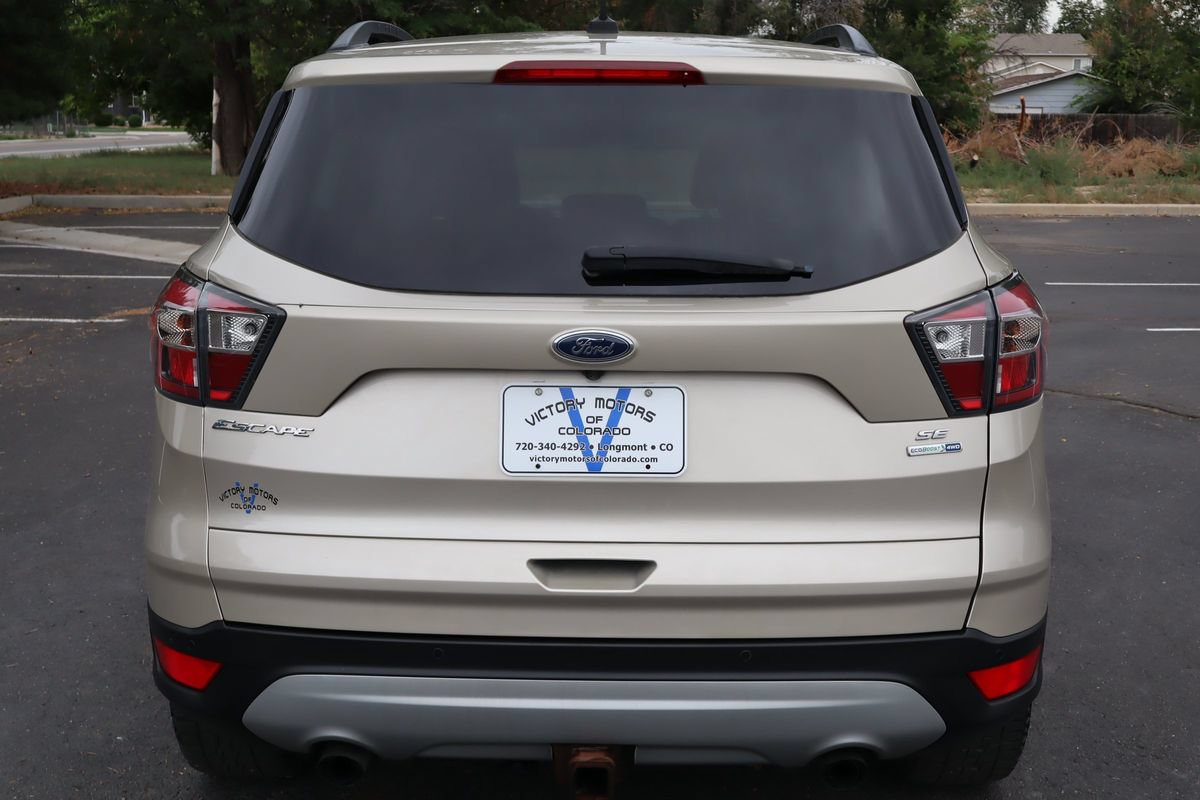 Used 2017 Ford Escape SE w/ SE Leather Comfort Package AWD/4WD image 6