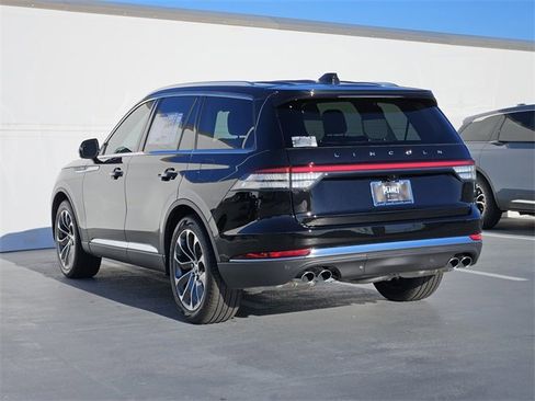 New 2026 Lincoln Aviator Reserve image 5