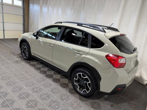 Used 2016 Subaru Crosstrek 2.0i Premium image 4