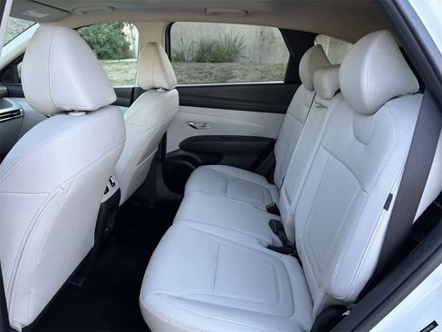 Certified 2025 Hyundai Tucson SEL image 31
