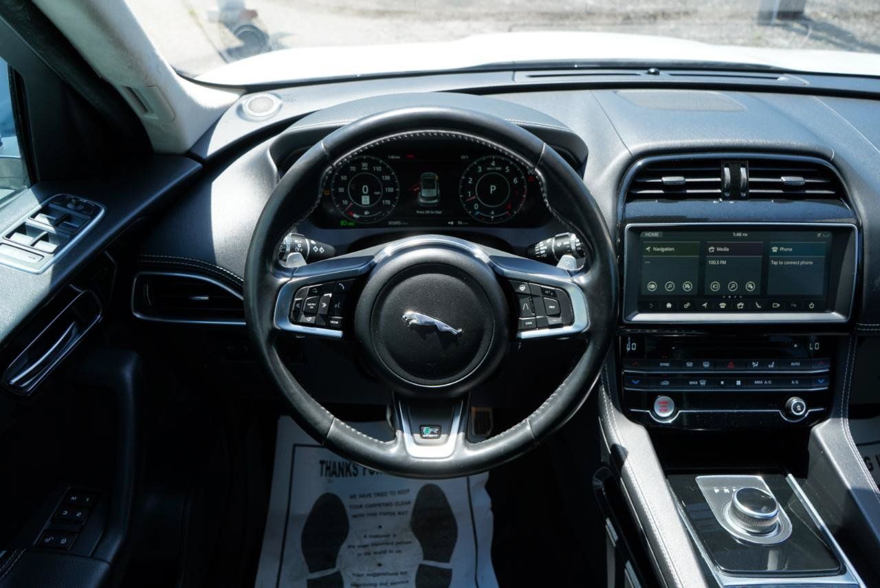 Used 2020 Jaguar F-PACE R-Sport AWD/4WD image 25