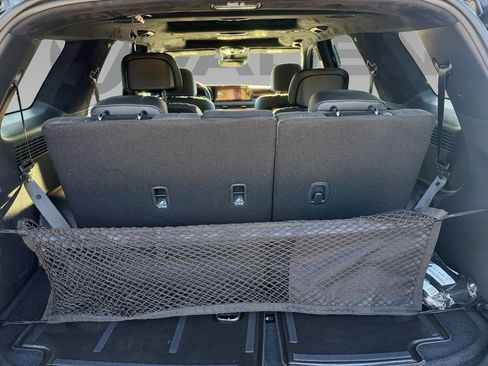 Used 2025 Hyundai Palisade Calligraphy image 12