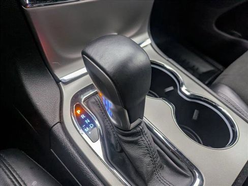 Used 2019 Jeep Grand Cherokee Altitude image 14