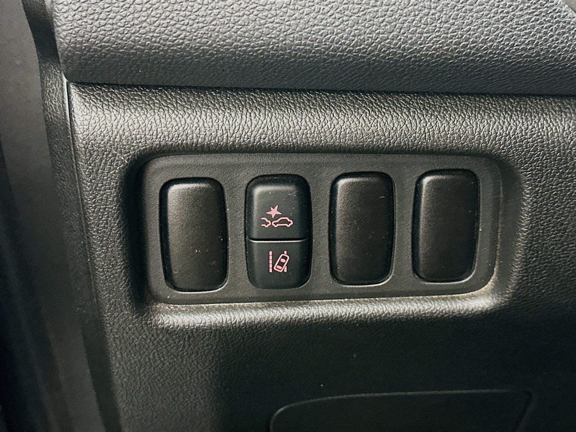 Used 2025 Mitsubishi Outlander Sport ES AWD/4WD image 17