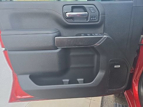 Used 2022 GMC Sierra 2500 AT4 w/ AT4 Preferred Package AWD/4WD image 12