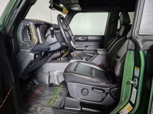 Used 2024 Ford Bronco Badlands image 14
