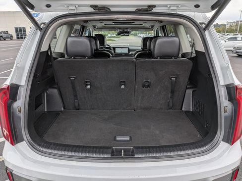 Used 2025 Kia Telluride S AWD/4WD image 34